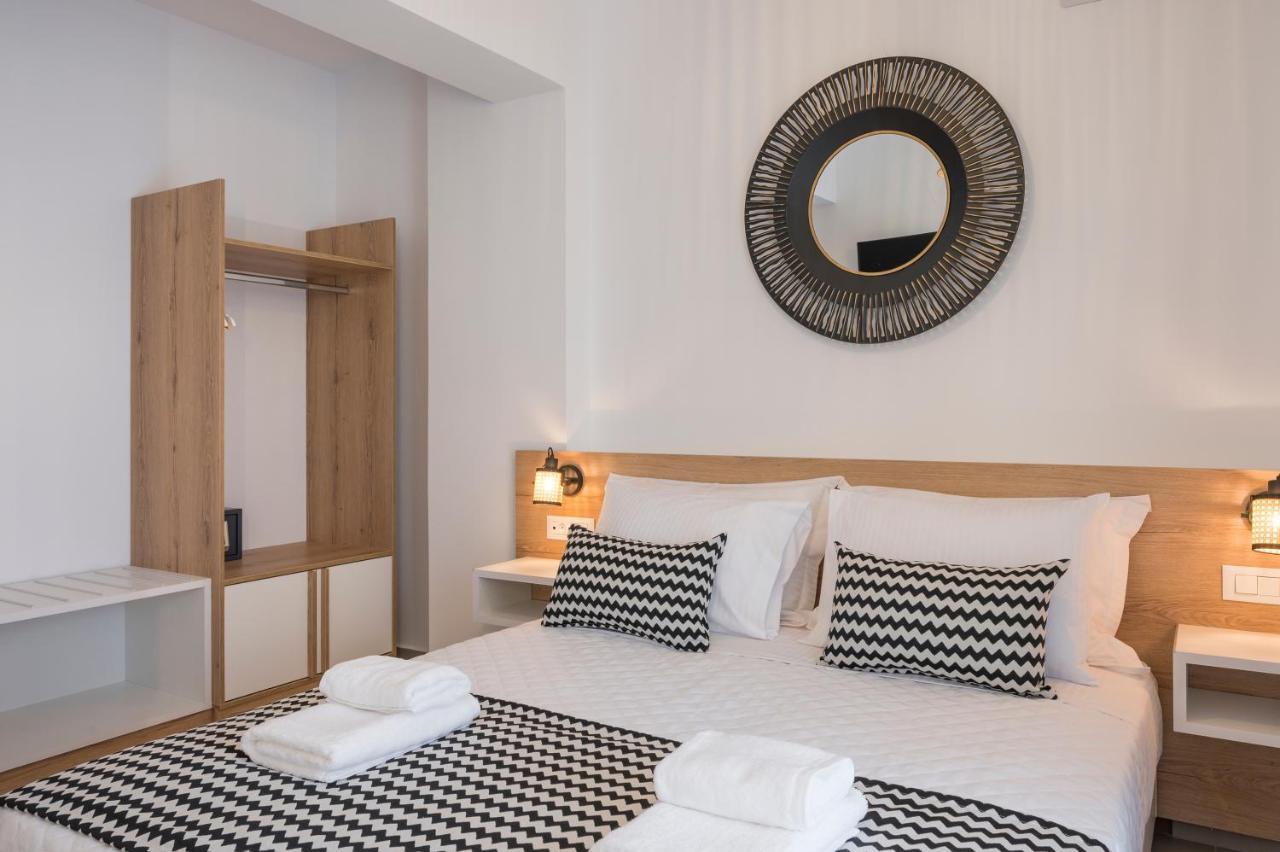 Indigo Blue Seaside Deluxe Apartments Kissamos Bagian luar foto