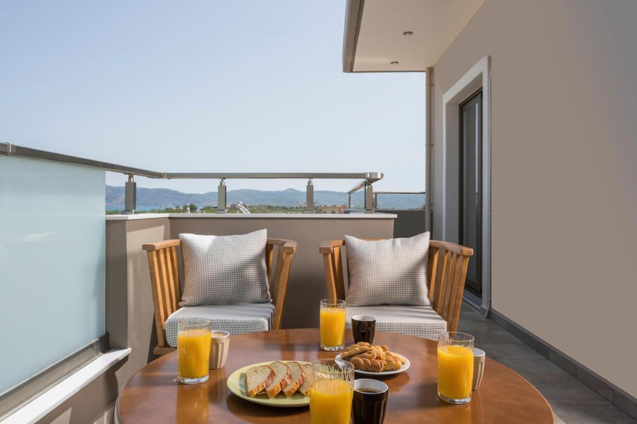 Indigo Blue Seaside Deluxe Apartments Kissamos Bagian luar foto