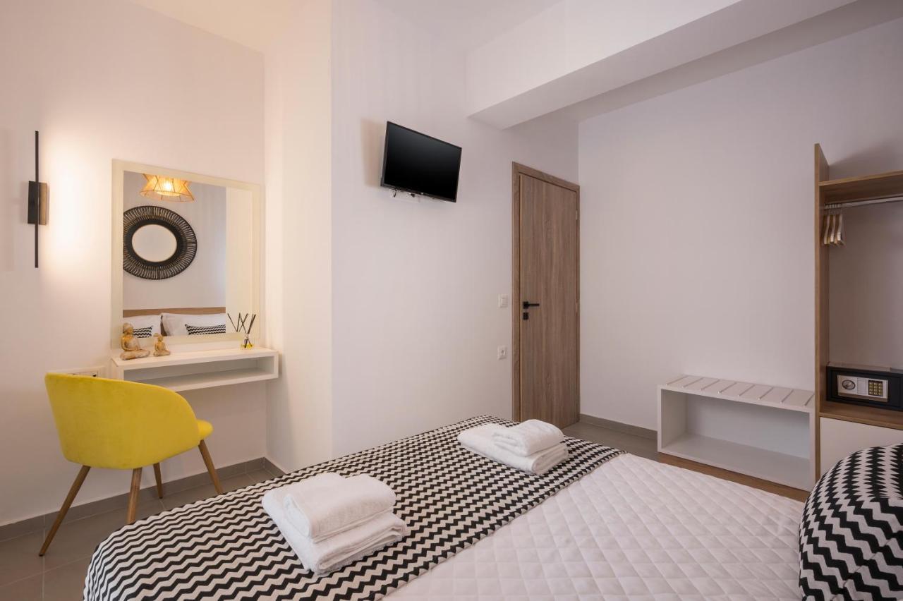 Indigo Blue Seaside Deluxe Apartments Kissamos Bagian luar foto