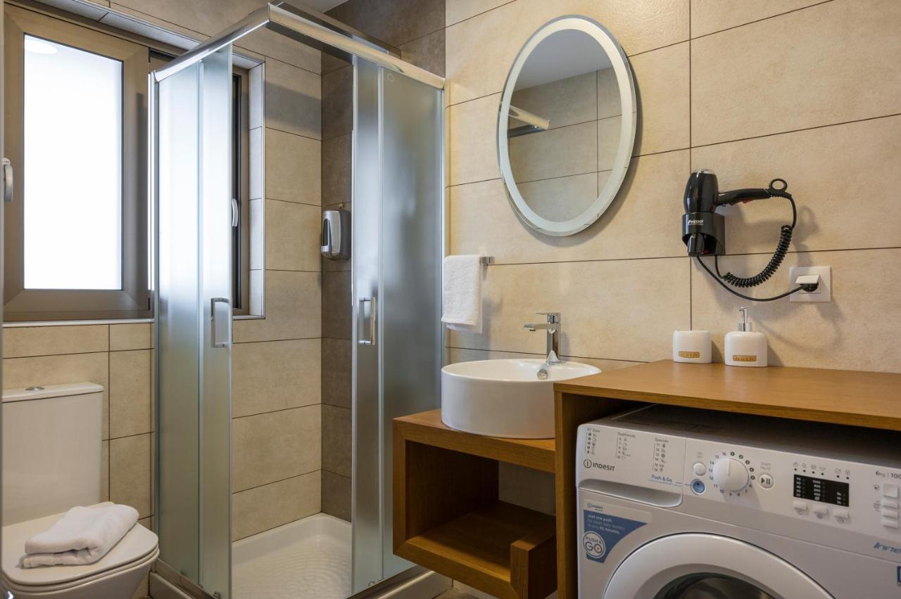 Indigo Blue Seaside Deluxe Apartments Kissamos Bagian luar foto